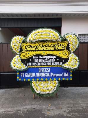 Papan Bunga Duka di Taratara Tiga