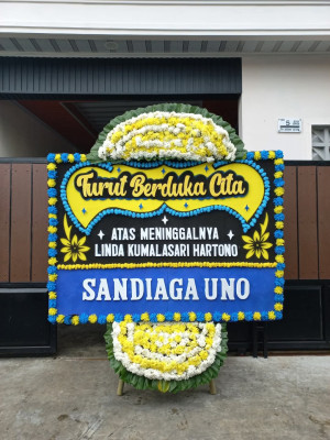 Papan Bunga Duka di Taratara Tiga
